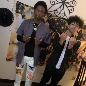 Meet your Posher, Ahkendre